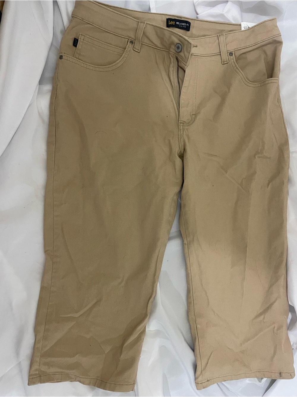 Lee women’s Khaki Straight-Leg Chinos in Tan